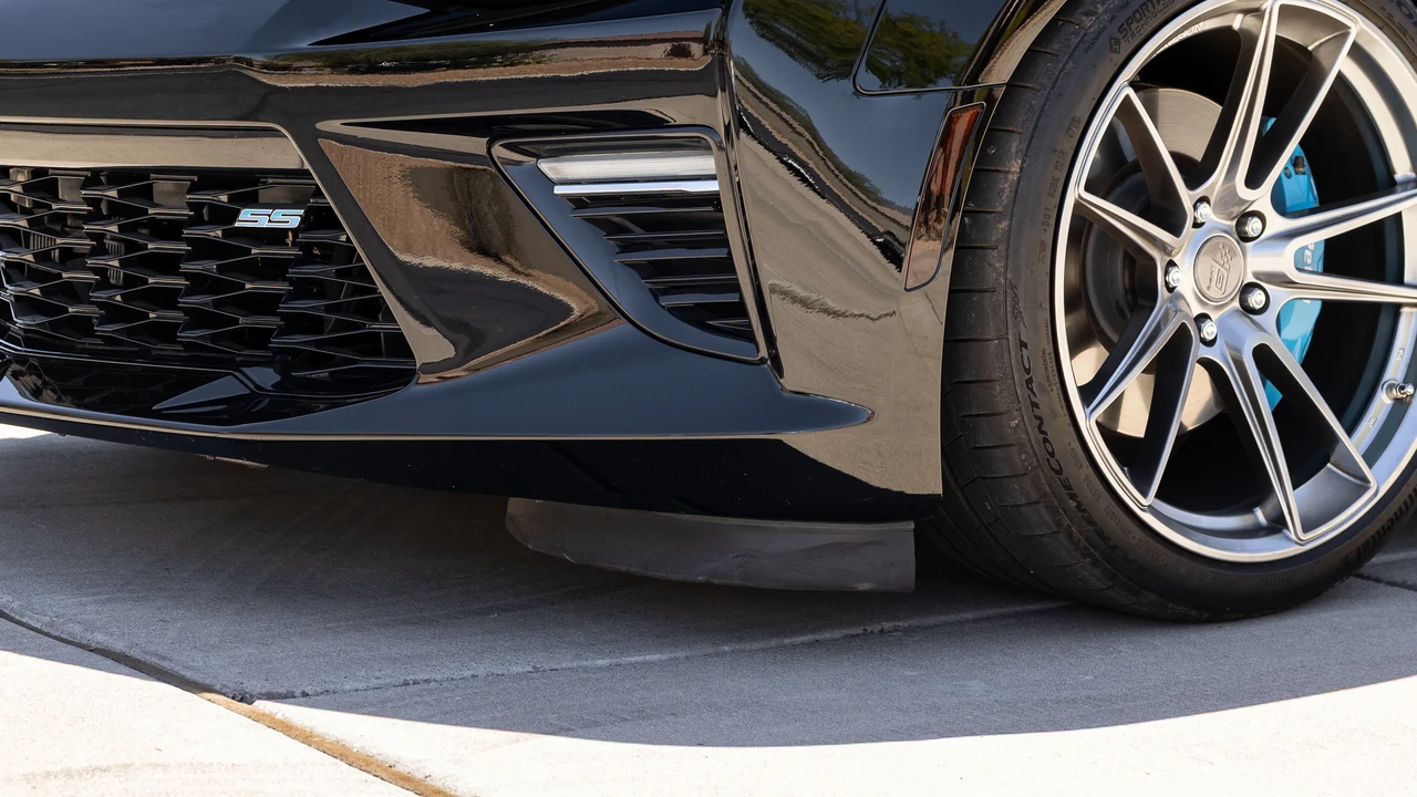 2018 Chevrolet Camaro SS 6th Gen - Image 29 of 31