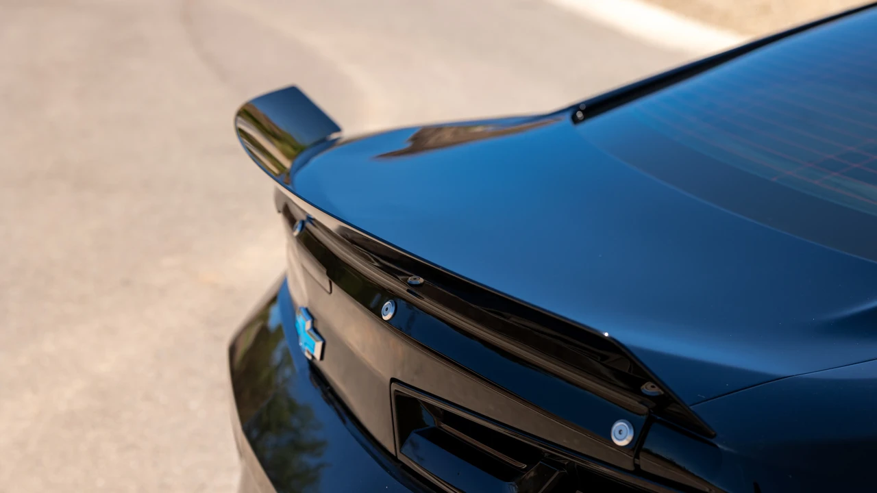 2018 Chevrolet Camaro SS 6th Gen - Image 30 of 31
