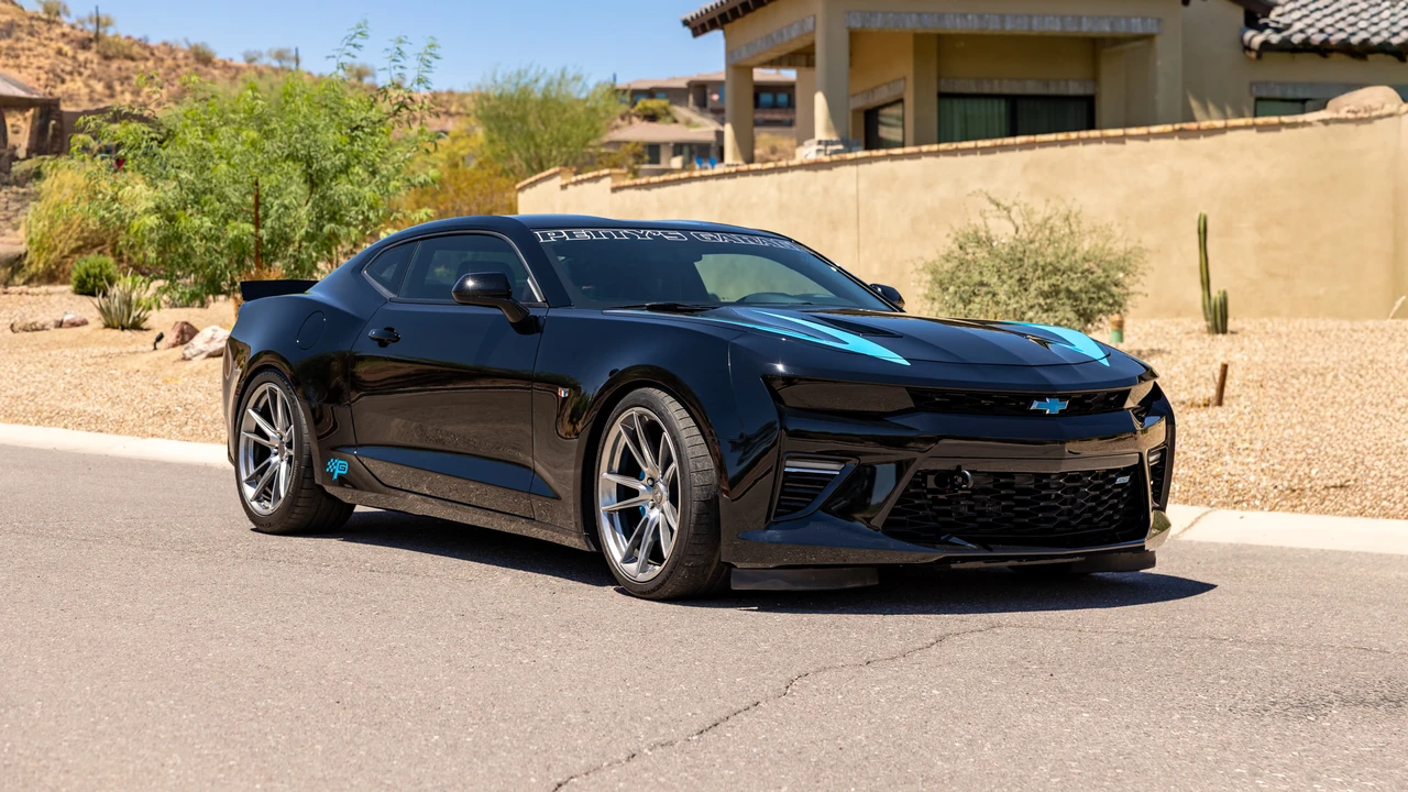 2018 Chevrolet Camaro SS 6th Gen - Image 3 of 31