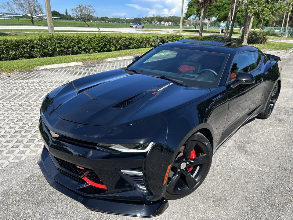 2018 Chevrolet Camaro SS 6th Gen - Image 15 of 21