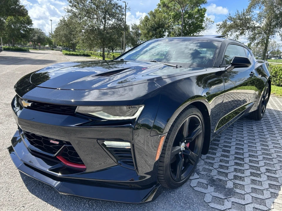 2018 Chevrolet Camaro SS 6th Gen - Image 16 of 21