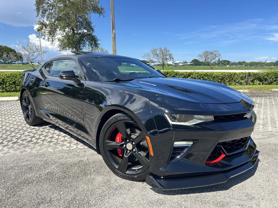 2018 Chevrolet Camaro SS 6th Gen - Image 3 of 21