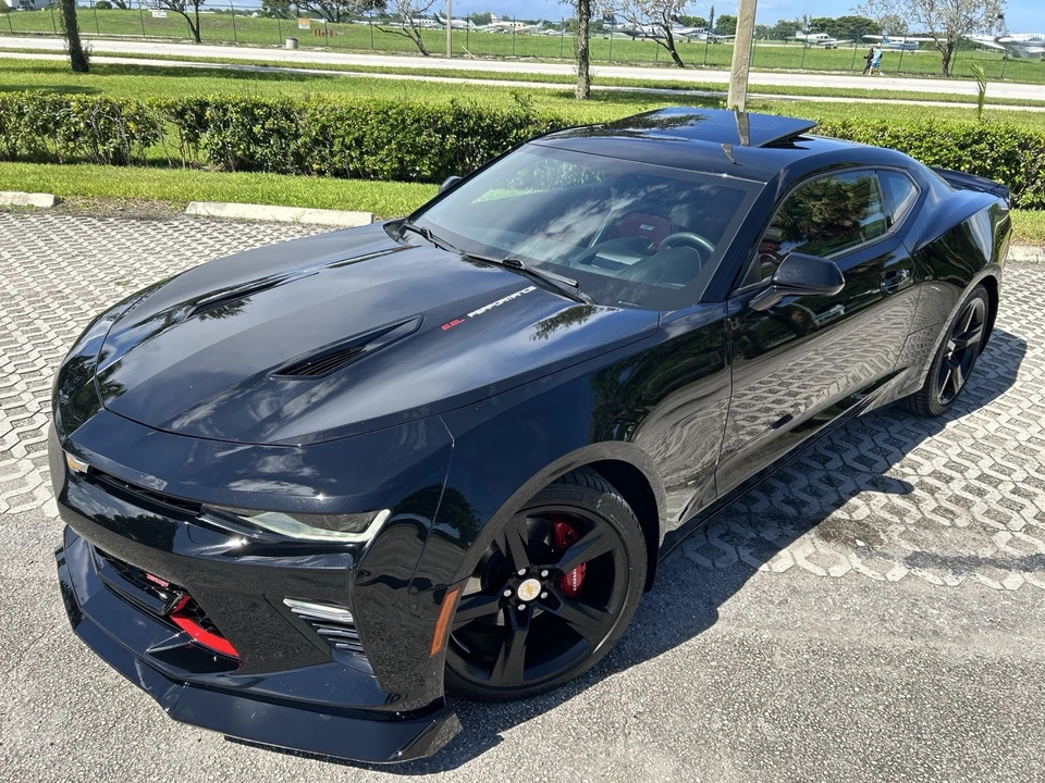 2018 Chevrolet Camaro SS 6th Gen - Image 8 of 21