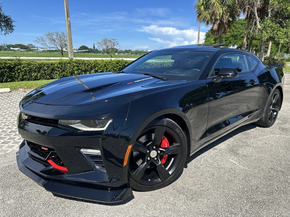 2018 Chevrolet Camaro SS 6th Gen - Image 10 of 21