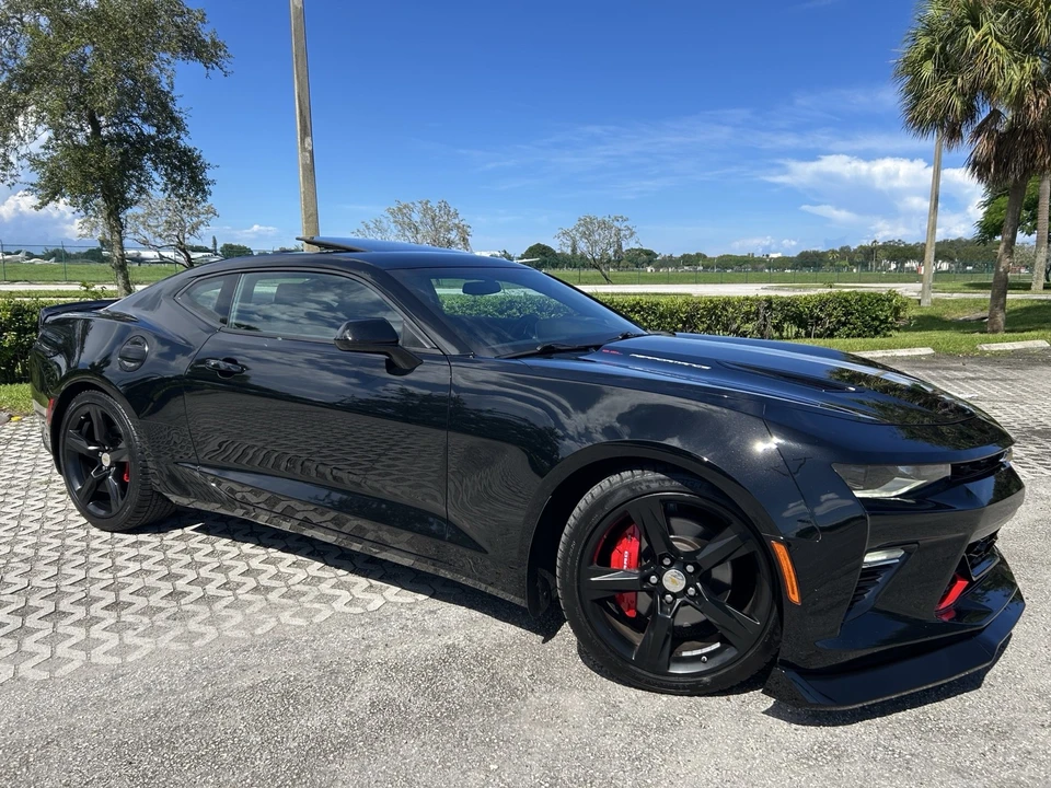 2018 Chevrolet Camaro SS 6th Gen - Image 4 of 21