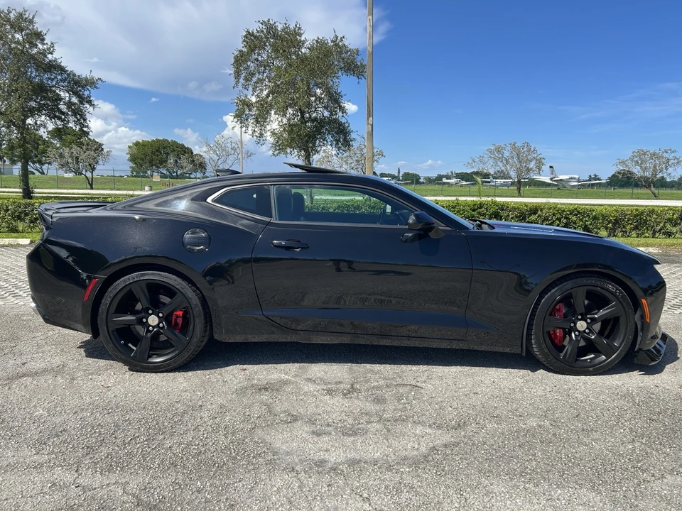 2018 Chevrolet Camaro SS 6th Gen - Image 5 of 21