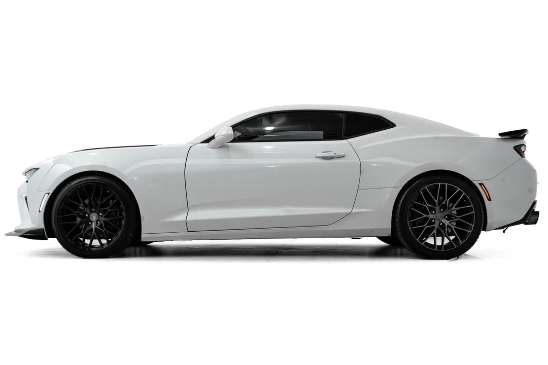 2018 Chevrolet Camaro SS 6th Gen - Image 9 of 21