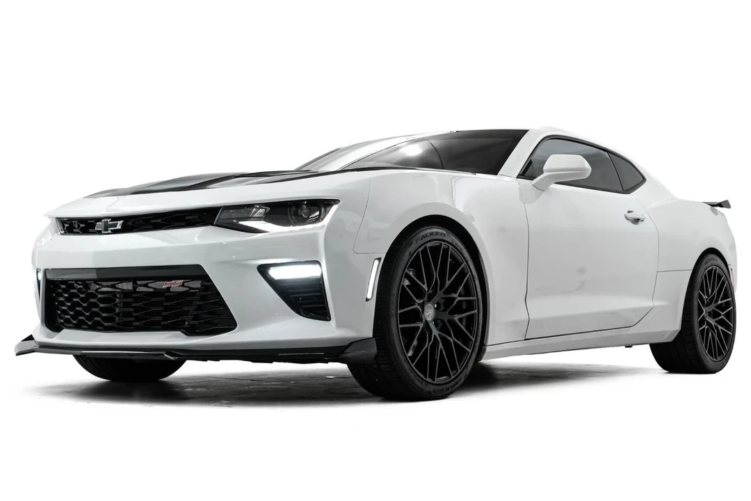 2018 Chevrolet Camaro SS 6th Gen - Image 8 of 21