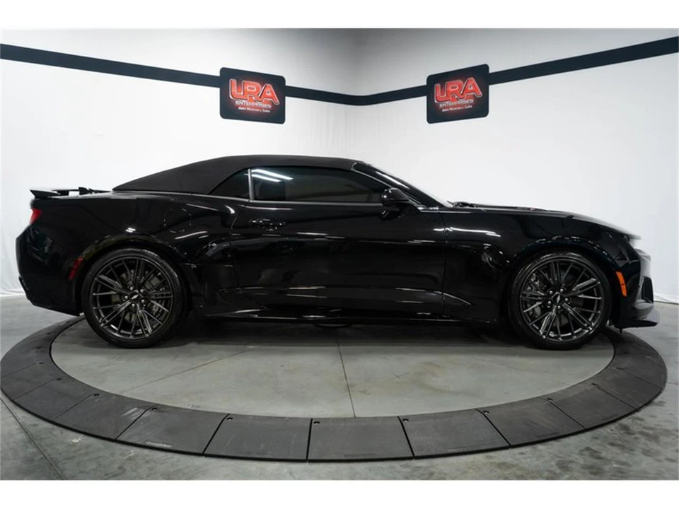 2018 Chevrolet Camaro ZL1 6th Gen - Image 15 of 31