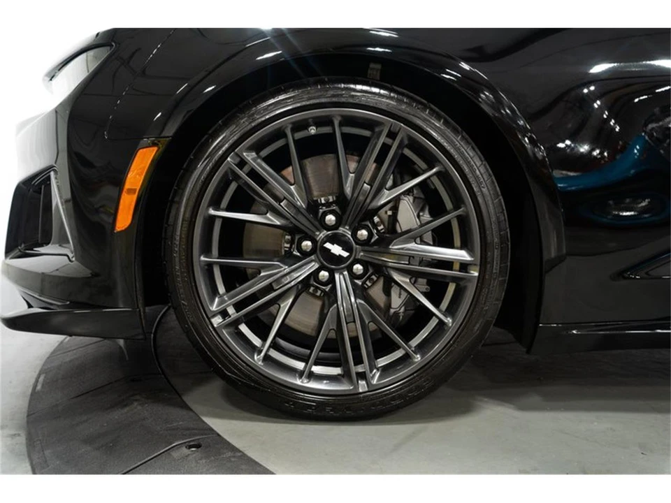 2018 Chevrolet Camaro ZL1 6th Gen - Image 16 of 31