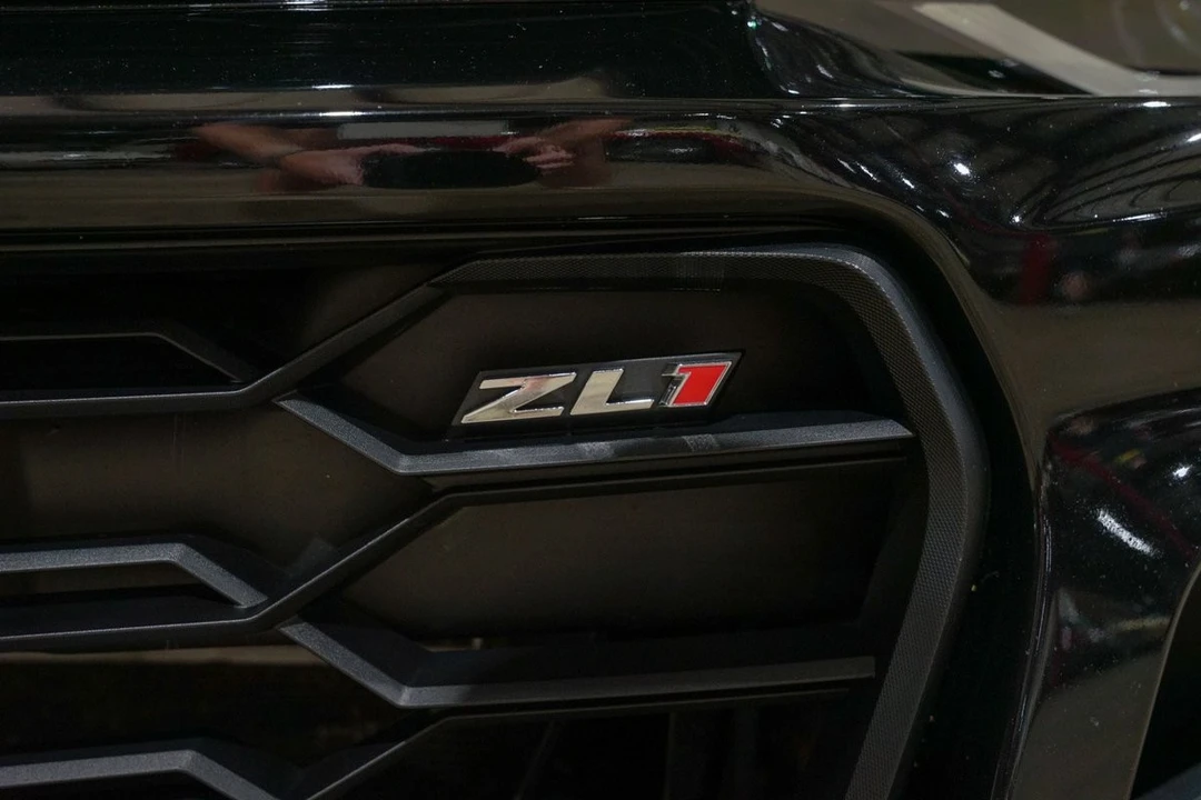 2018 Chevrolet Camaro ZL1 6th Gen - Image 22 of 31