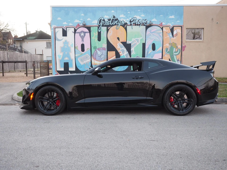 2018 Chevrolet Camaro ZL1 6th Gen - Image 26 of 31
