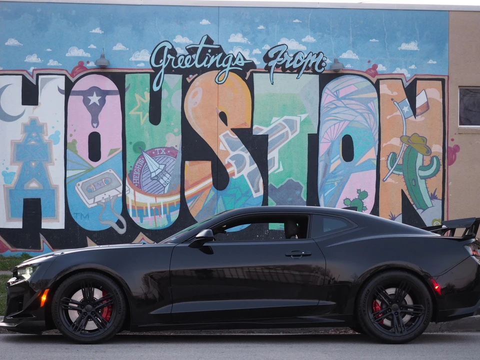 2018 Chevrolet Camaro ZL1 6th Gen - Image 28 of 31