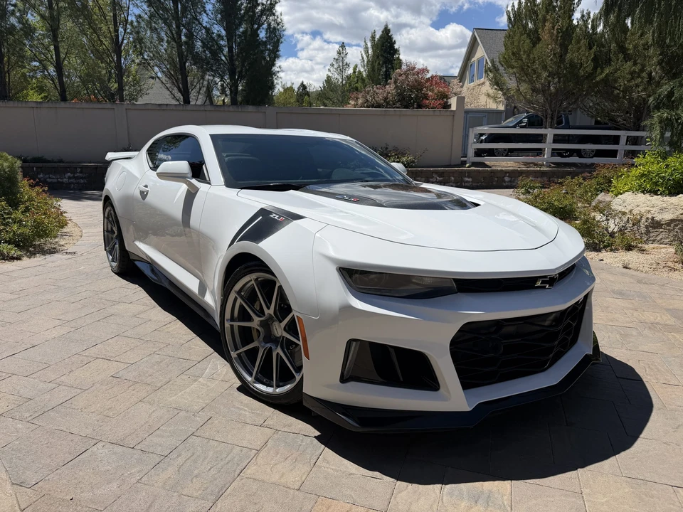2018 Chevrolet Camaro ZL1 6th Gen - Image 7 of 31