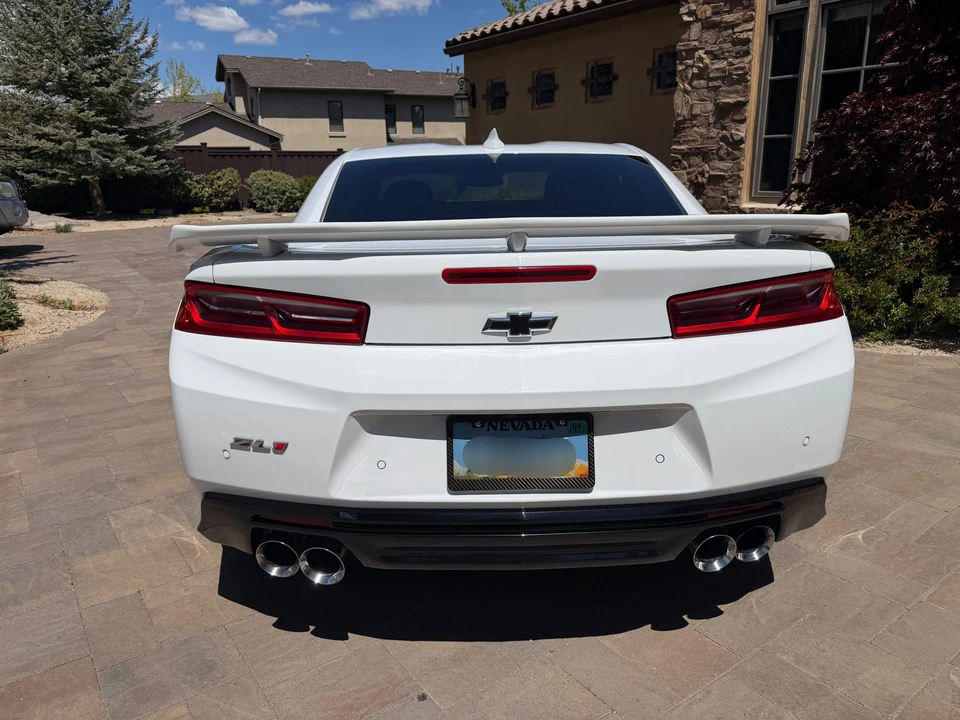 2018 Chevrolet Camaro ZL1 6th Gen - Image 13 of 31