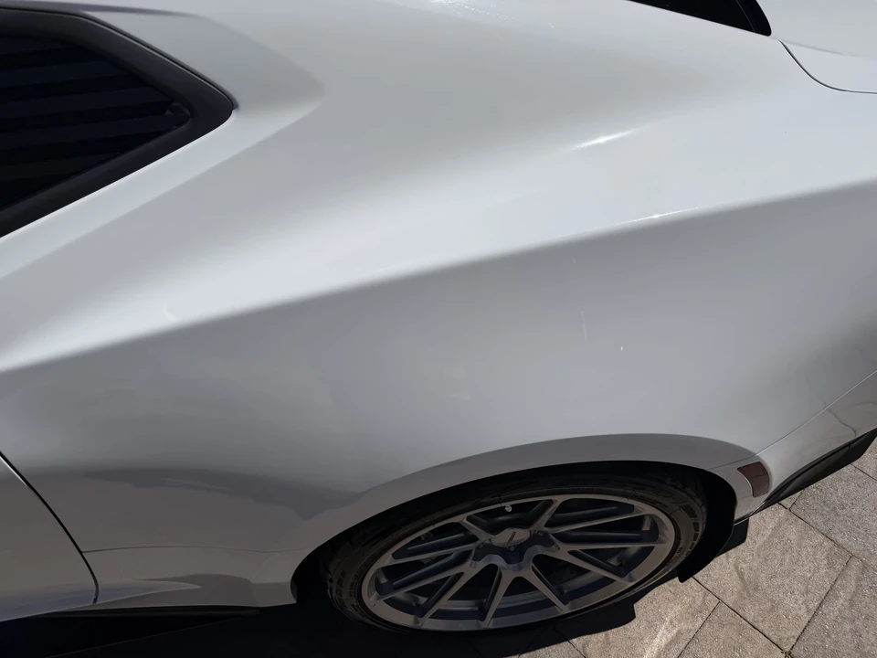 2018 Chevrolet Camaro ZL1 6th Gen - Image 26 of 31