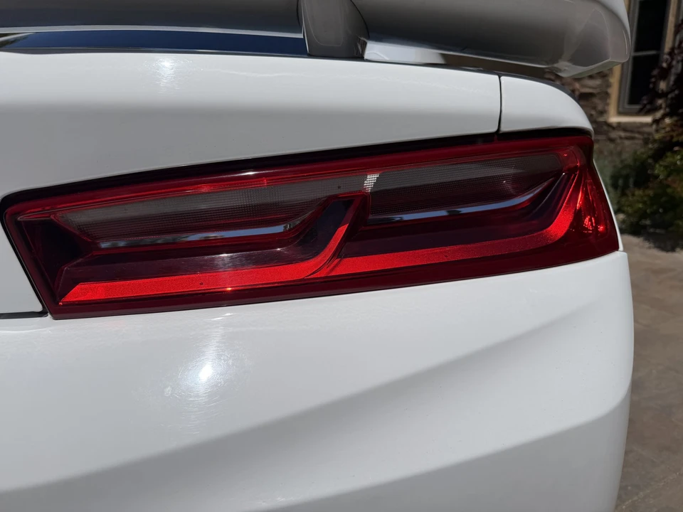 2018 Chevrolet Camaro ZL1 6th Gen - Image 24 of 31