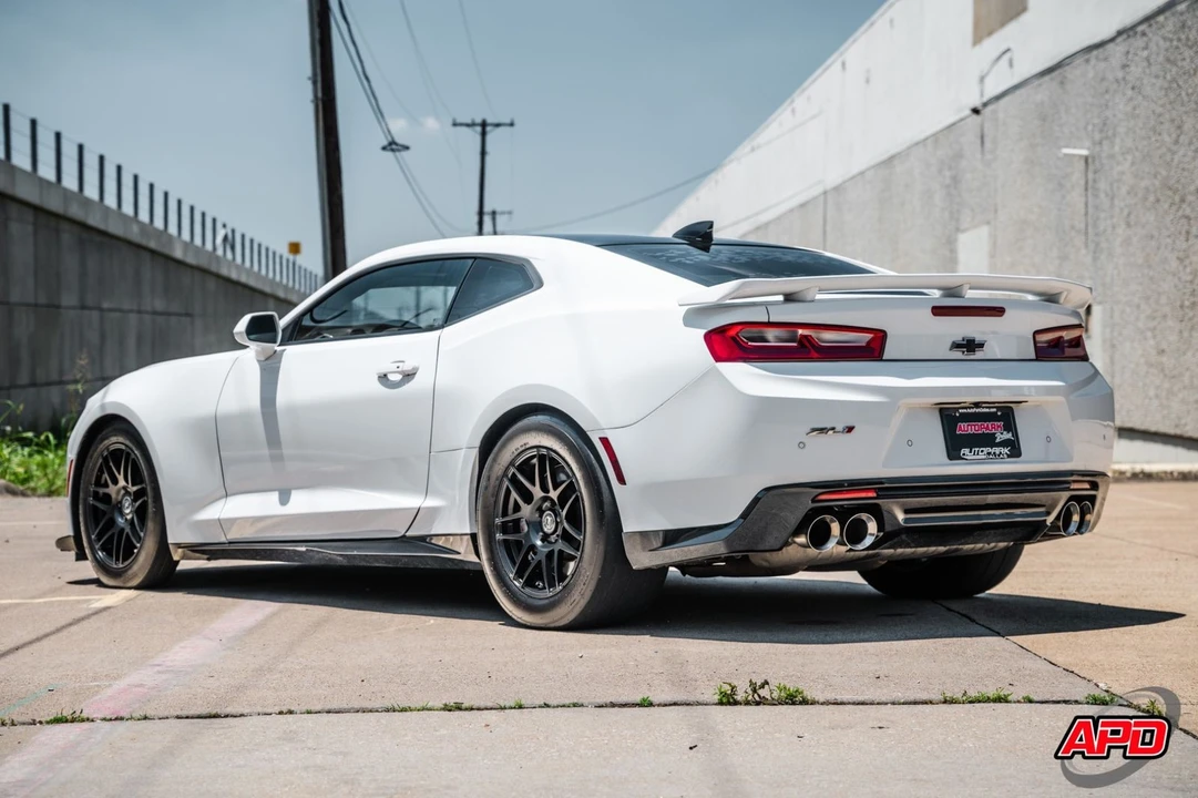 2018 Chevrolet Camaro ZL1 6th Gen - Image 9 of 12