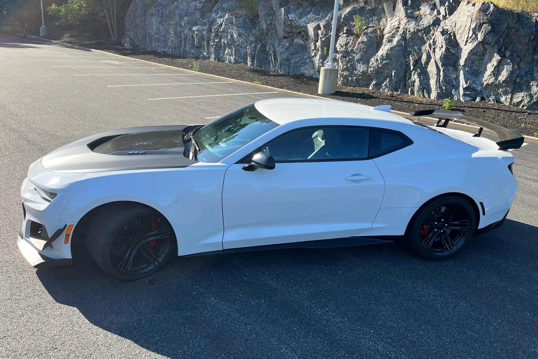 2018 Chevrolet Camaro ZL1 6th Gen - Image 3 of 31