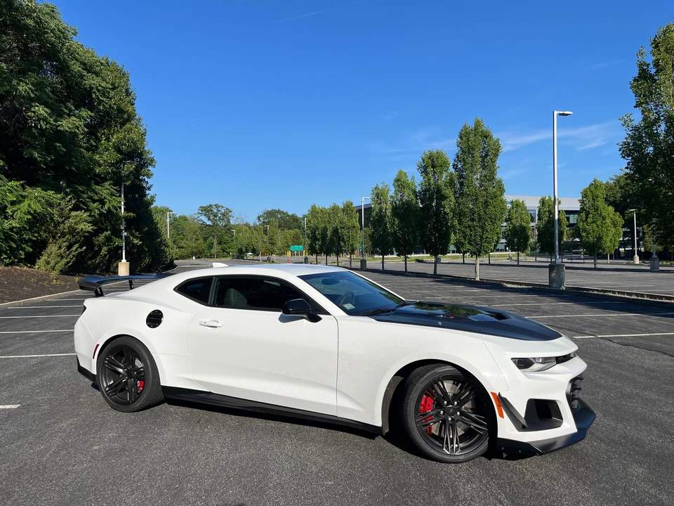 2018 Chevrolet Camaro ZL1 6th Gen - Image 25 of 31