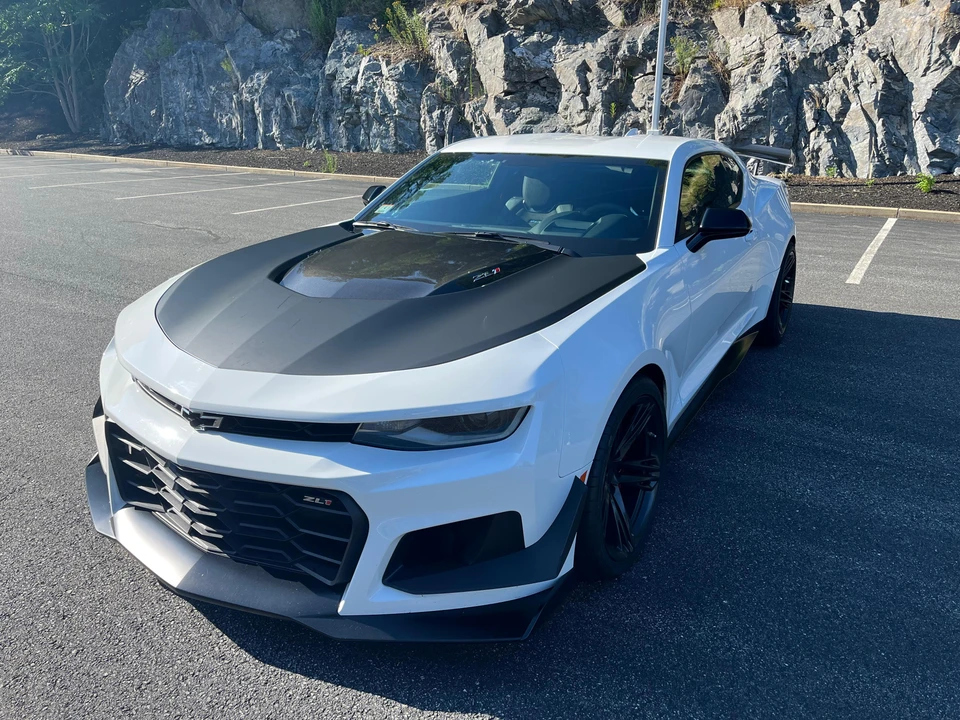2018 Chevrolet Camaro ZL1 6th Gen - Image 10 of 31