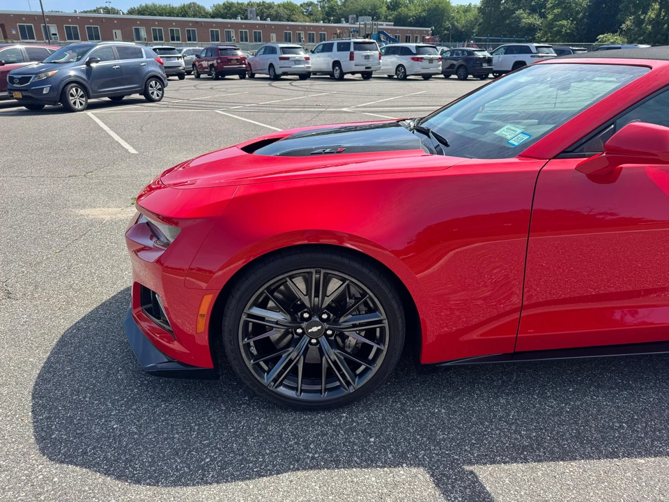 2018 Chevrolet Camaro ZL1 6th Gen - Image 25 of 31