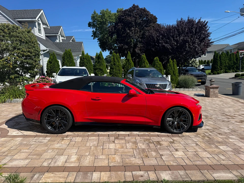 2018 Chevrolet Camaro ZL1 6th Gen - Image 20 of 31