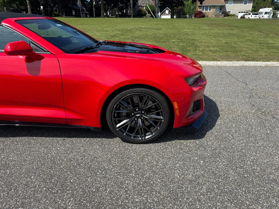 2018 Chevrolet Camaro ZL1 6th Gen - Image 28 of 31