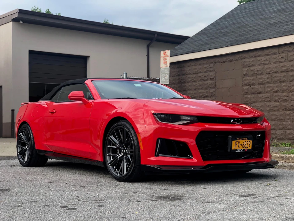 2018 Chevrolet Camaro ZL1 6th Gen - Image 24 of 31