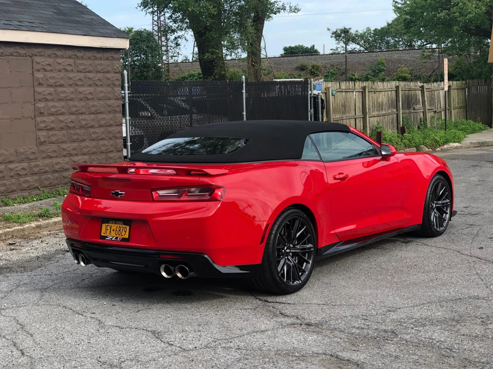 2018 Chevrolet Camaro ZL1 6th Gen - Image 22 of 31