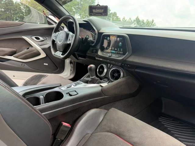 2018 Chevrolet Camaro ZL1 6th Gen - Image 23 of 31