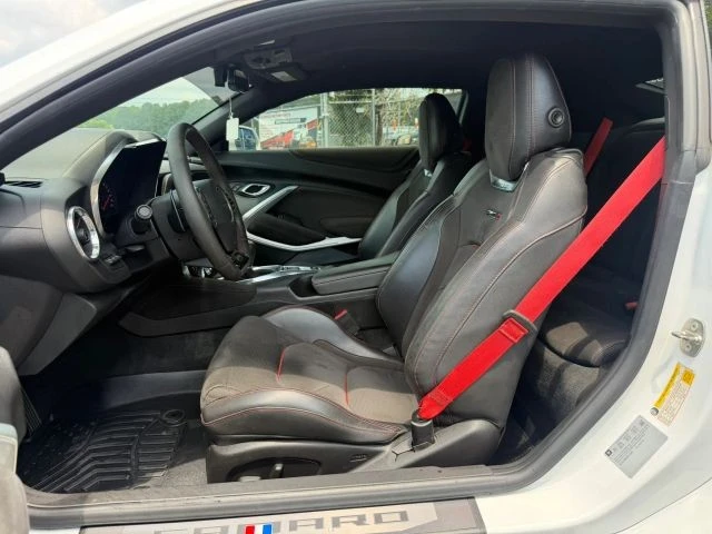 2018 Chevrolet Camaro ZL1 6th Gen - Image 28 of 31