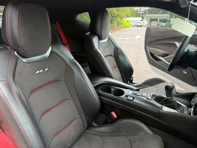 2018 Chevrolet Camaro ZL1 6th Gen - Image 21 of 31