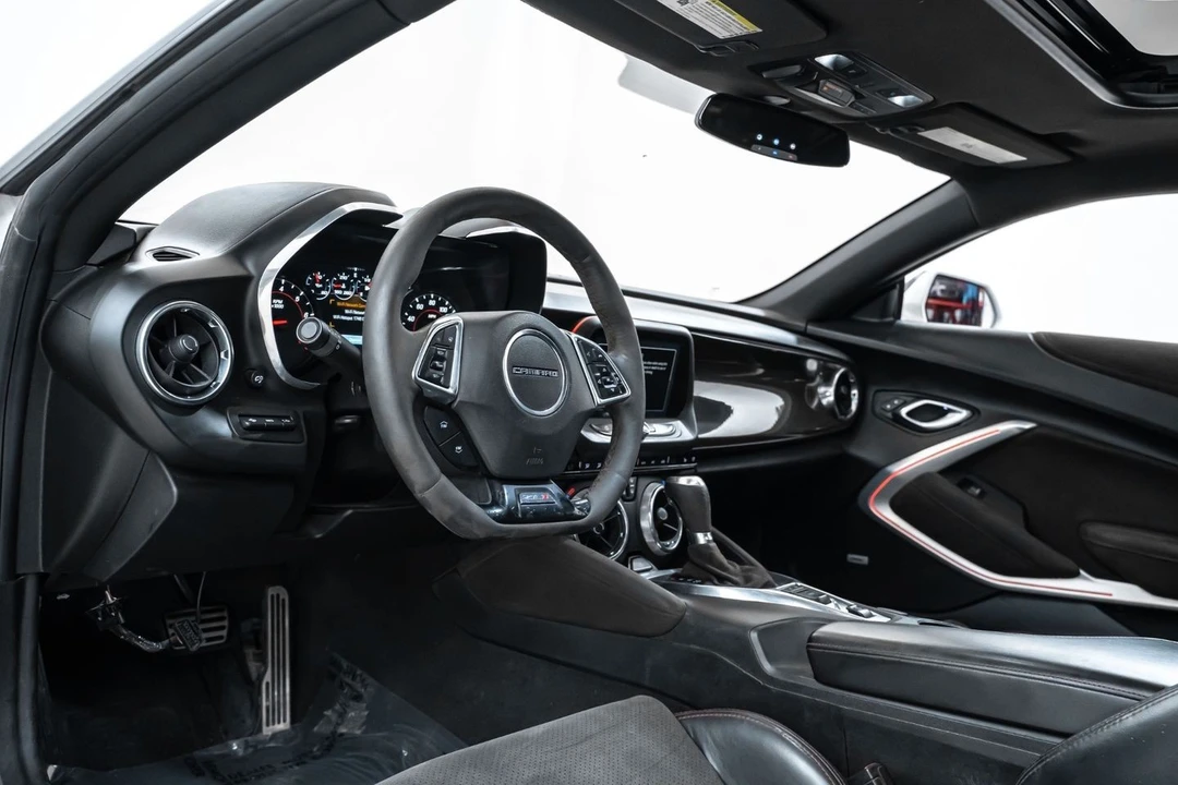 2018 Chevrolet Camaro ZL1 6th Gen - Image 20 of 31