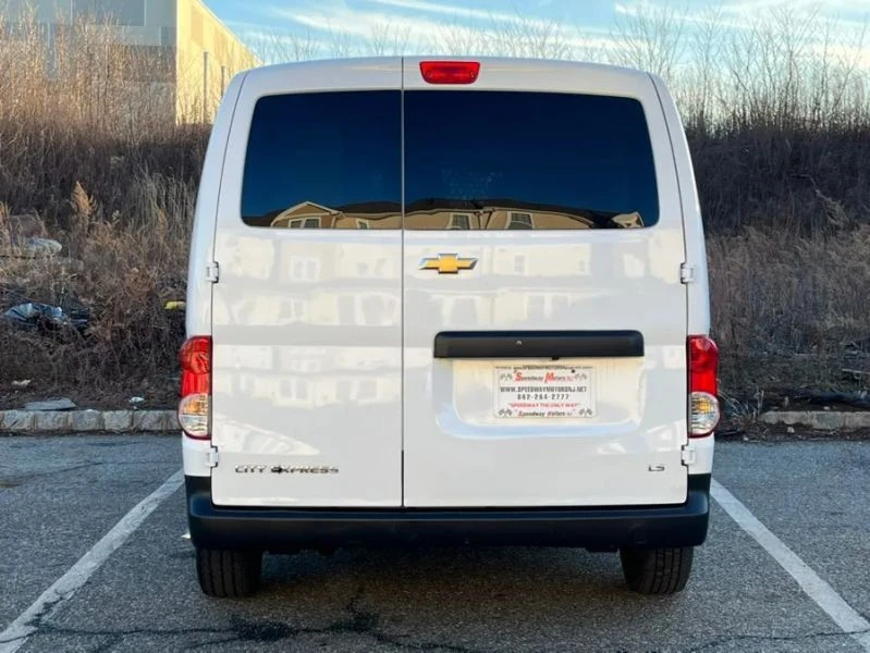 2018 Chevrolet Express - Image 7 of 12