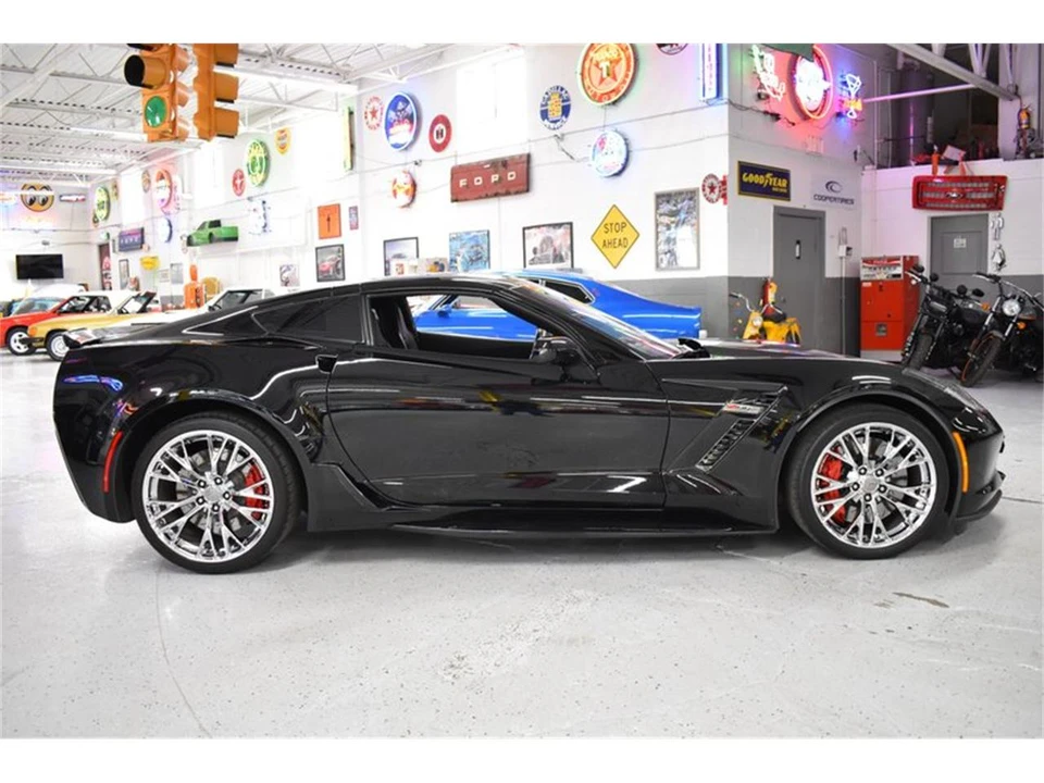 2018 Chevrolet Corvette C7 - Image 4 of 31