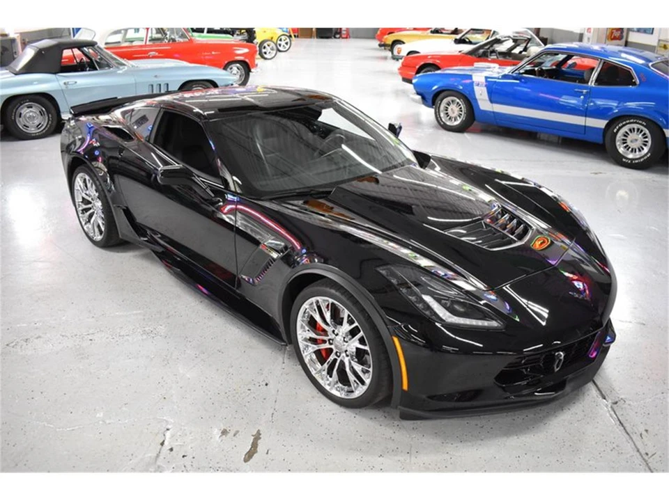 2018 Chevrolet Corvette C7 - Image 2 of 31