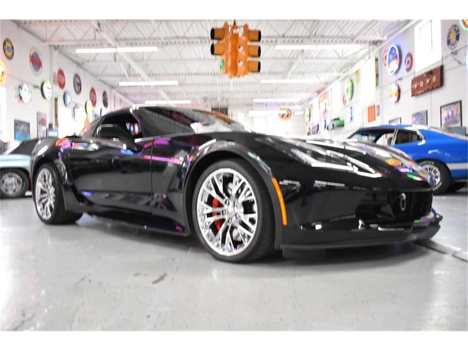2018 Chevrolet Corvette C7 - Image 3 of 31