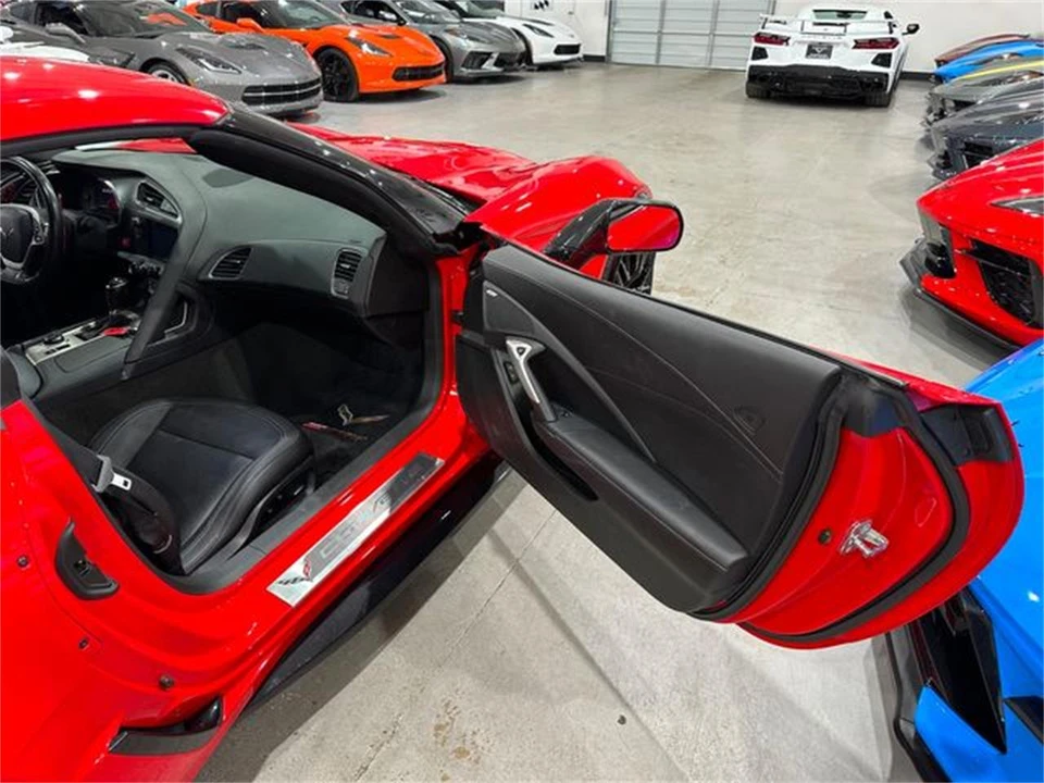 2018 Chevrolet Corvette C7 - Image 12 of 30
