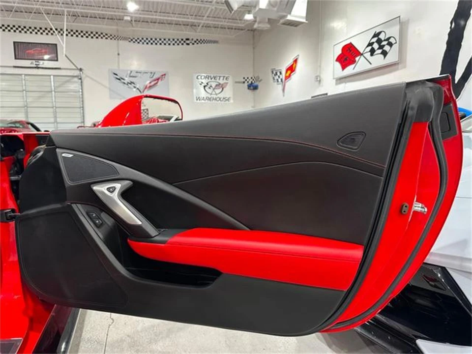 2018 Chevrolet Corvette C7 - Image 15 of 30