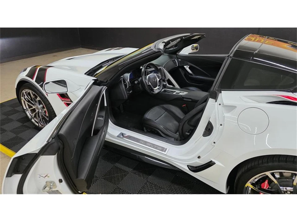 2018 Chevrolet Corvette C7 - Image 8 of 31