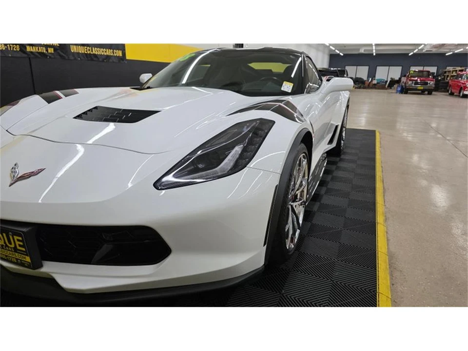 2018 Chevrolet Corvette C7 - Image 18 of 31