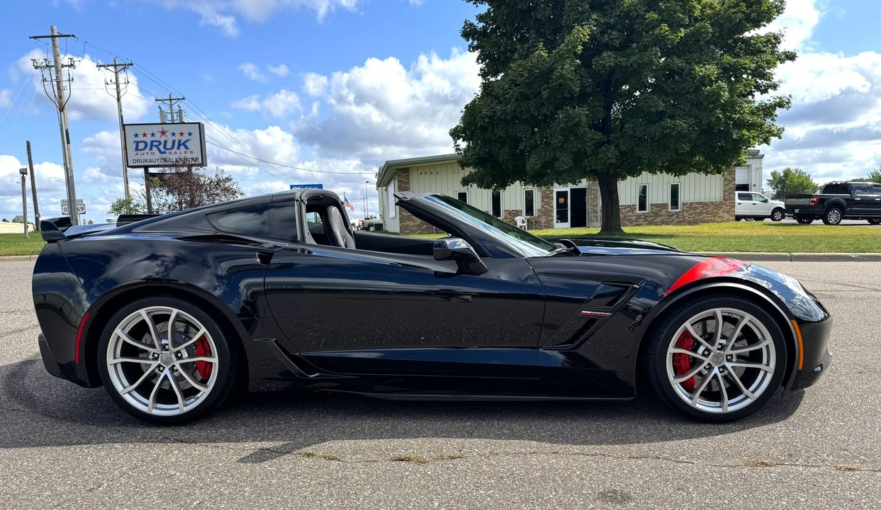 2018 Chevrolet Corvette C7 - Image 2 of 21