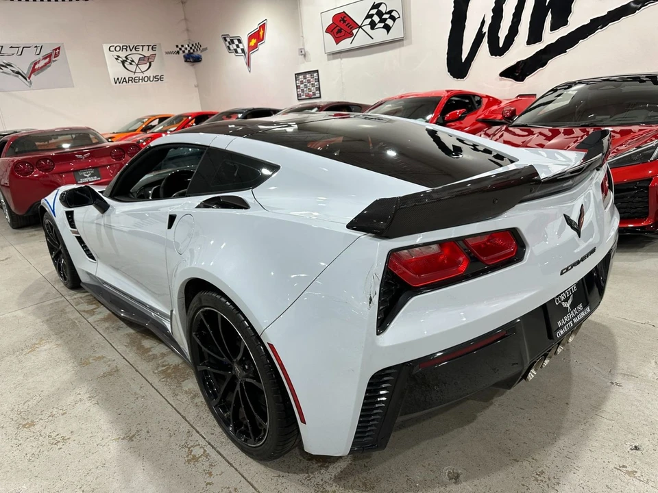2018 Chevrolet - Image 4 of 11