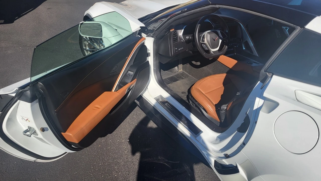 2018 Chevrolet Corvette C7 - Image 14 of 21