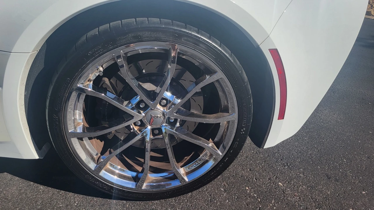 2018 Chevrolet Corvette C7 - Image 16 of 21