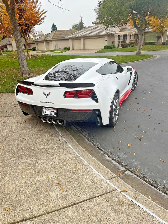 2018 Chevrolet Corvette C7 - Image 2 of 11