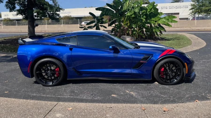 2018 Chevrolet Corvette C7 - Image 2 of 16