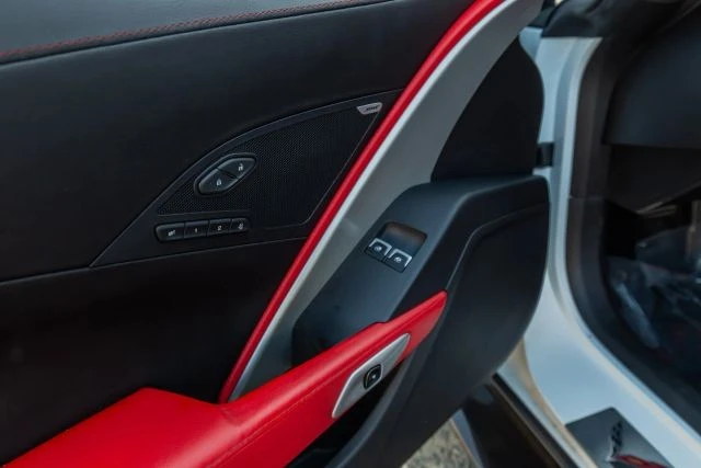 2018 Chevrolet Corvette C7 - Image 15 of 21