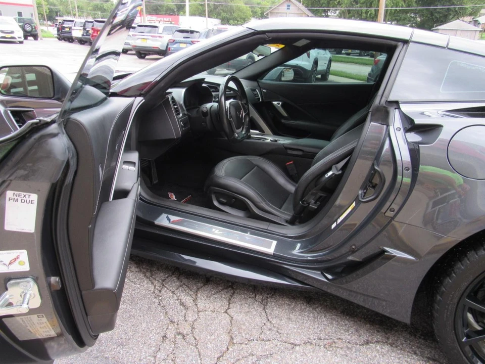 2018 Chevrolet Corvette C7 Grand Sport - Image 17 of 31